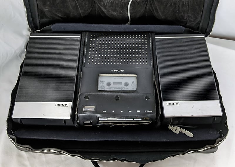 Vintage Sony TC-124 Stereo Cassette Tape Player / Recorder w/ Speakers,  Microphone, & Accessories