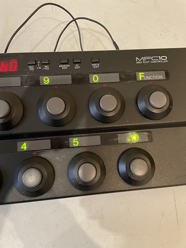 Yamaha MFC10 MIDI Foot Controller