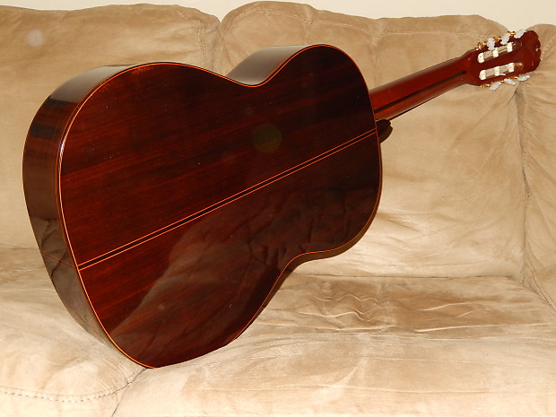 HAND MADE IN JAPAN GREAT VINTAGE SUZUKI C200 CLASSICAL