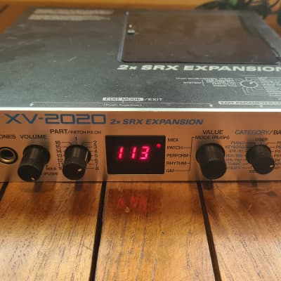 Roland XV-2020 64-Voice Expandable Digital Synthesizer Module 2002 - 2004 - Silver