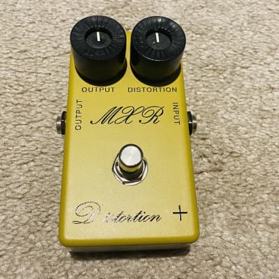 MXR CSP104 '73 Vintage Script Distortion+ | Reverb Canada