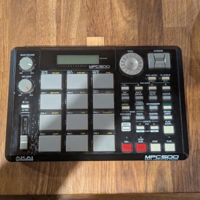 Akai MPC500 Music Production Center 2006 - 2013