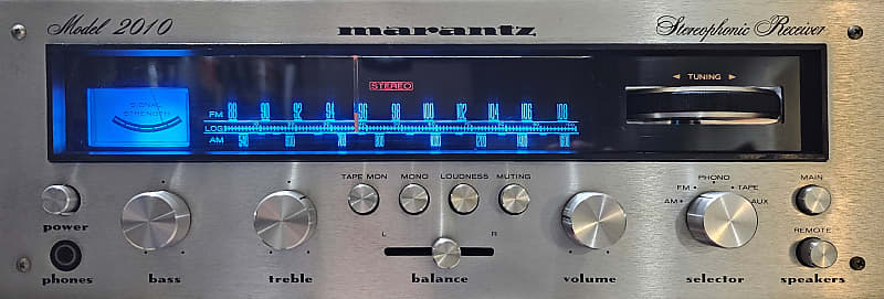 Marantz Model 2010  10-Watt Stereo Solid-State Receiver 1974 - 1975 - Silver image 1