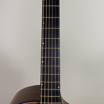 Breedlove Congo Concert CE Acoustic-Electric Guitar – Natural image 5