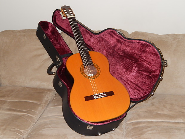 Asturias standard classical guitar hot sale