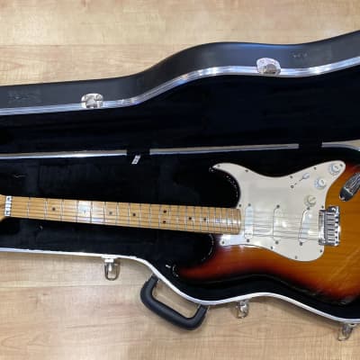 Fender Strat Plus Deluxe 1989 - 3 Color Sunburst image 17