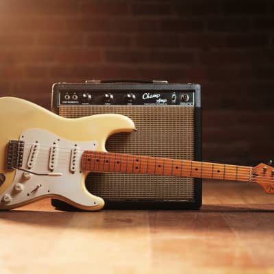 1984 Fender American Vintage Fullerton '57 RI Stratocaster image 9