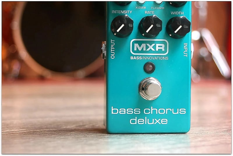 MXR® BASS CHORUS DELUXE - Dunlop