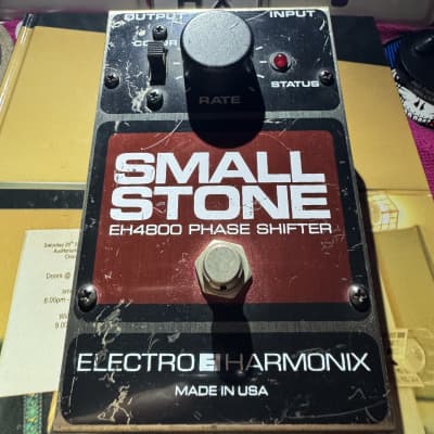 Electro-Harmonix Small Stone EH4800 Phase Shifter | Reverb