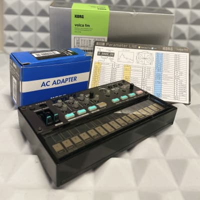 Korg Volca FM Digital Synthesizer with Sequencer image 5
