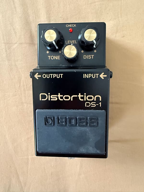 BOSS DS-1 ディストーション 40周年記念モデル Boss DS-1-4A 40th Anniversary Distortion | Reverb