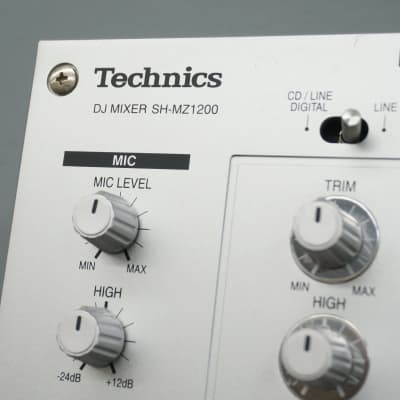Technics SH-MZ1200 High End 4 Channel Silver DJ Turntable Mixer