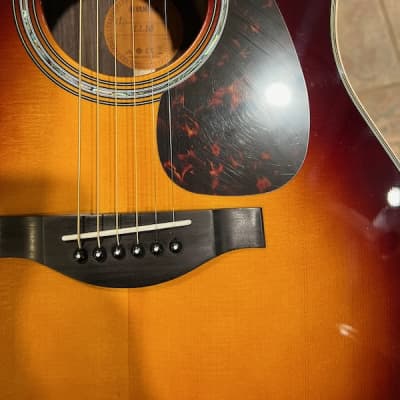 Yamaha LL16 Acoustic Guitar - Brown Sunburst (Floor Model