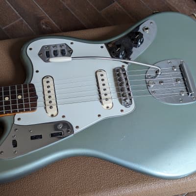 Fender American Vintage '62 Jaguar | Reverb Canada