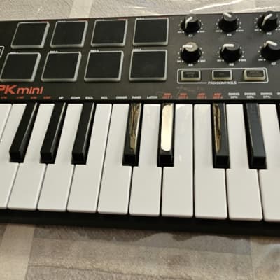 Akai MPK Mini MKIII 25-Key MIDI Controller 2020 - Present - Black
