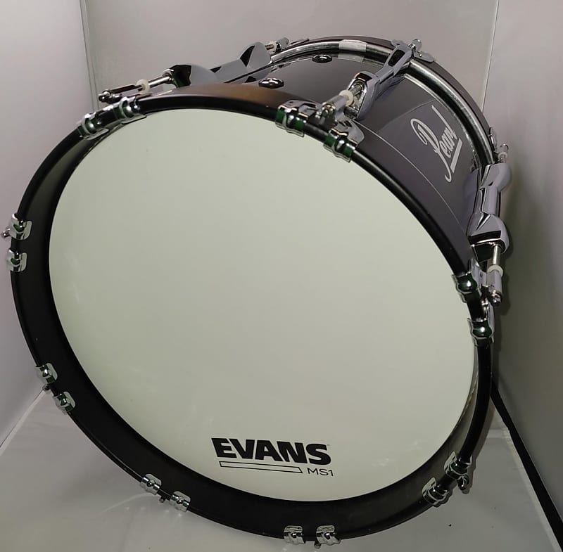 USED Pearl 16"x14" Championship Maple Bass Drum with Piano Black Lacquer Finish WITH COVER image 1