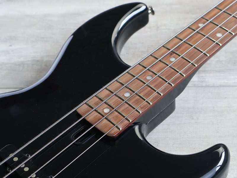 ベース YAMAHA BB V Yamaha BB V Bass Japan 1985 performed by Victor Levchenko
