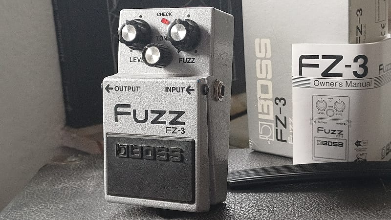 Boss FZ-3 Fuzz (w. Box) | Reverb