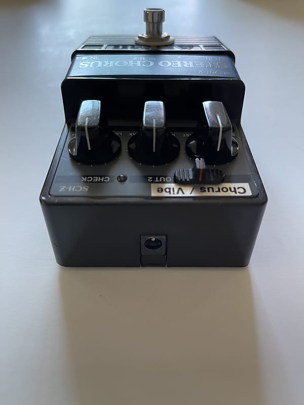 Arion SCH-Z Stereo Analog Chorus Vibe Mod E.W.S. EWS Modded