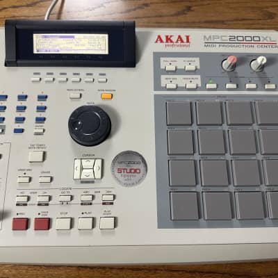 Akai MPC2000XL MIDI Production Center Studio! image 1