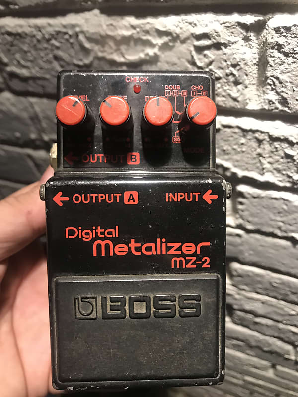 Boss MZ-2 Digital Metalizer | Reverb