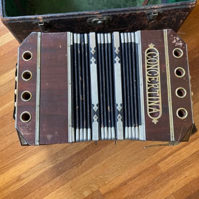 Scholer CHU 100 20-Button Concertina 1940s Red | Reverb
