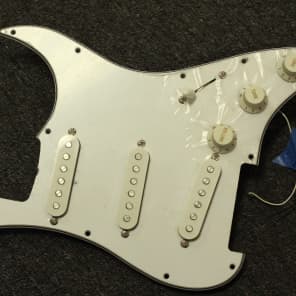 Batter to a Pulp プロモ RF 1枚 未使用 FaB Batter to a Pulp プロモ RF 1枚 未使用 FaB - メルカリ