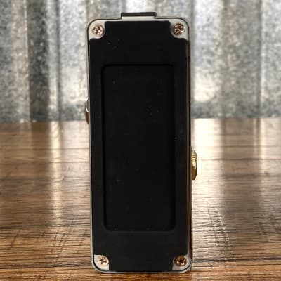 Outlaw Effects Five O'Clock Fuzz Guitar Effect Pedal image 7