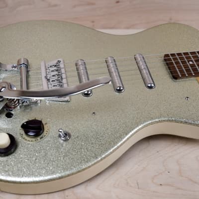 Danelectro '56-U3 Reissue 1999 Gold Sparkle Modified with Bigsby 