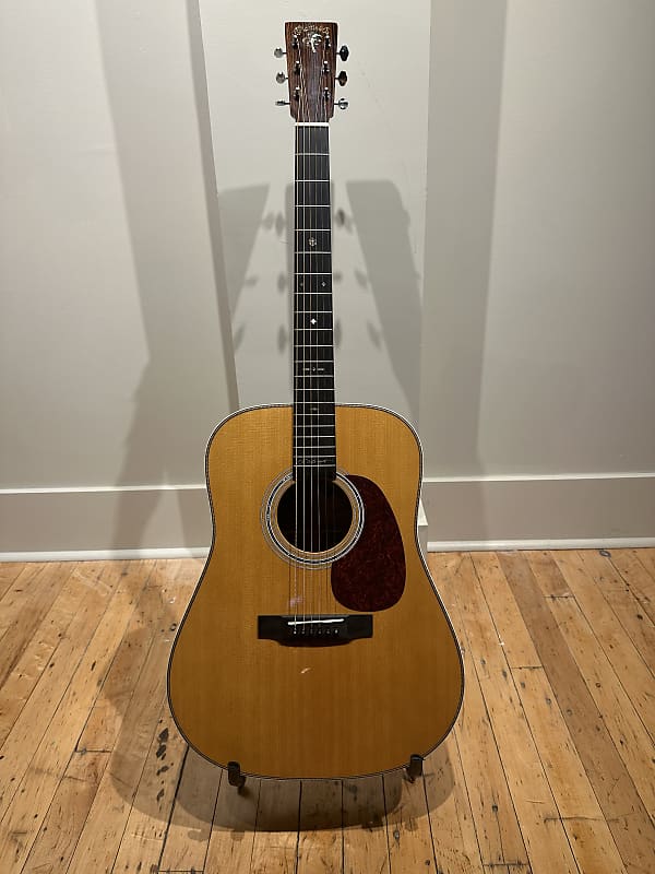 Martin HD-18JB Jimmy Buffett Signature 1998 - Natural image 1