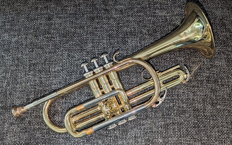 ロングコルネットYCR-2310 Yamaha YCR-2310 cornet with Yamaha case and mouthpiece
