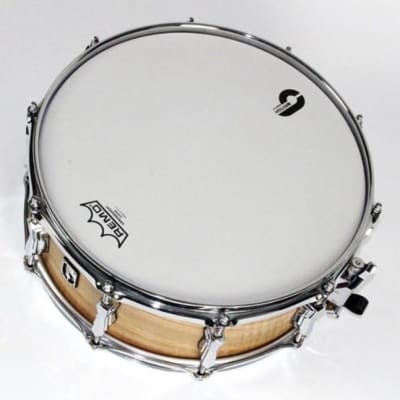 British Drum Co Maverick Snare Drum - Maple - 5.5 x 14 image 2