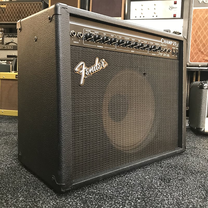 Fender Champ 25 SE 2-Channel 25-Watt 1x12