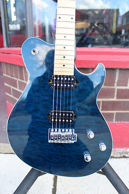 Greg bennett clearance fastback guitar
