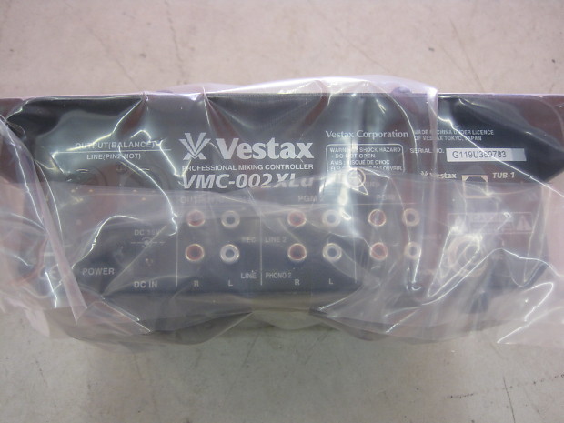 3SAM31 Vestax VMC-002XLu BLK DJミキサー 3SAM31 Vestax VMC-002XLu BLK DJミキサー