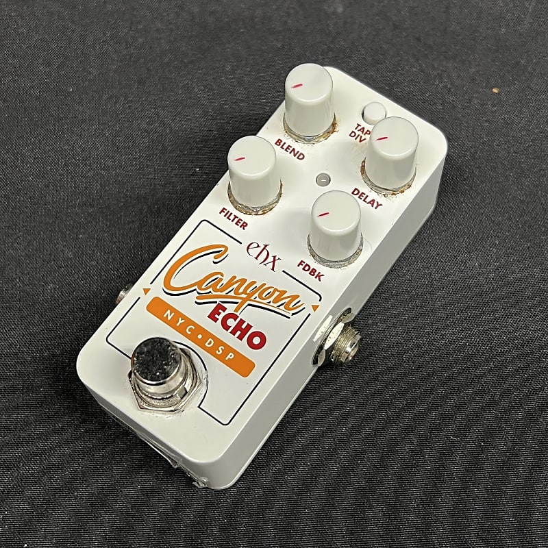 Electro-Harmonix Canyon Echo