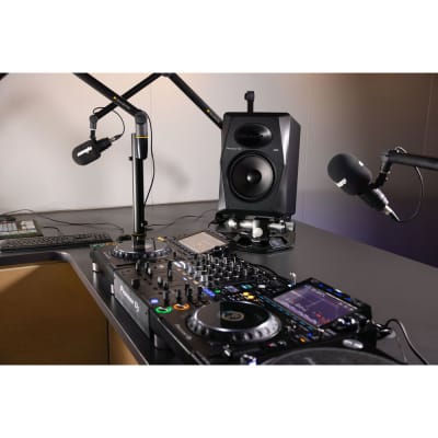 Pioneer DJ VM-70 6.5-inch Active Monitor Speaker - Black image 4