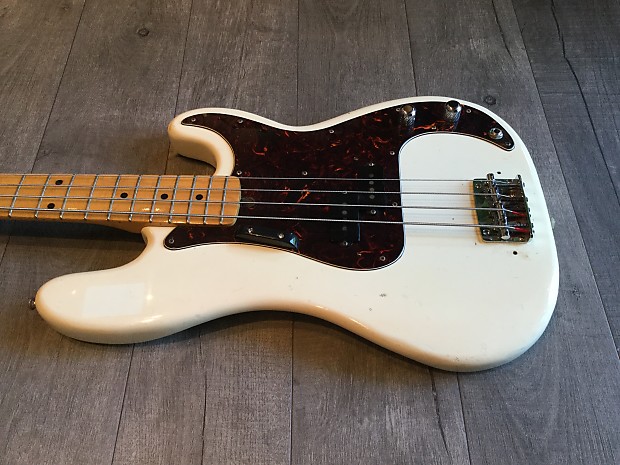 Ibanez Challenger Bass 70 s Olympic White