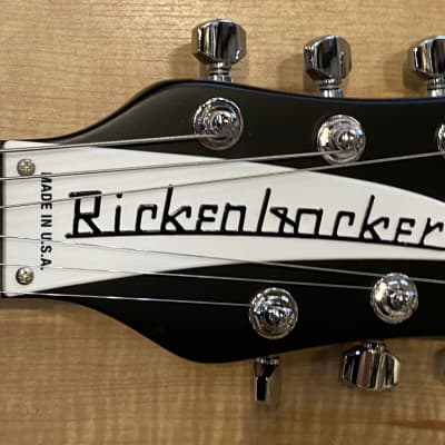 Rickenbacker 330 2023 - 6 String 21 Fret Version Electric Guitar image 9