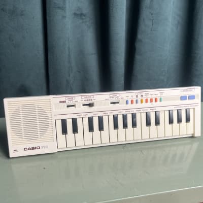 Casio PT-1 Keyboard 1980s