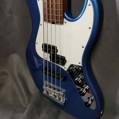 Sadowsky MetroExpress Hybrid P/J Bass 5-String with Maple Fretboard Ocean Blue image 2