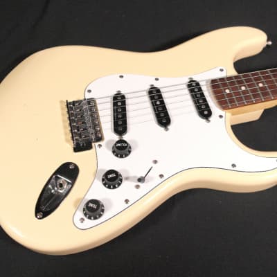 Squier Vintage Modified '70s Stratocaster