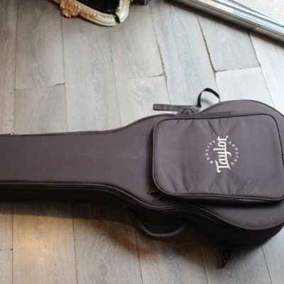Taylor AD11e-SB, SOFTCASE image 8