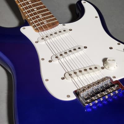 Squier Affinity Series Strat Rosewood Fretboard - 2004 - Metallic Blue image 11