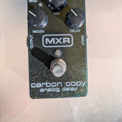 MXR M169 Carbon Copy Analog Delay | Reverb