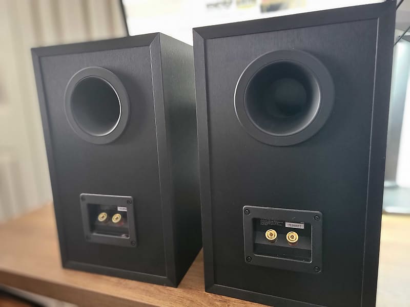 KEF Q350 Bookshelf Speakers - Black | Reverb