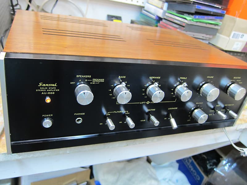 Vintage Sansui AU-666 Stereo Amp Wood Cab, Box,Manual