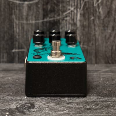 Poison Noises Effluence image 5