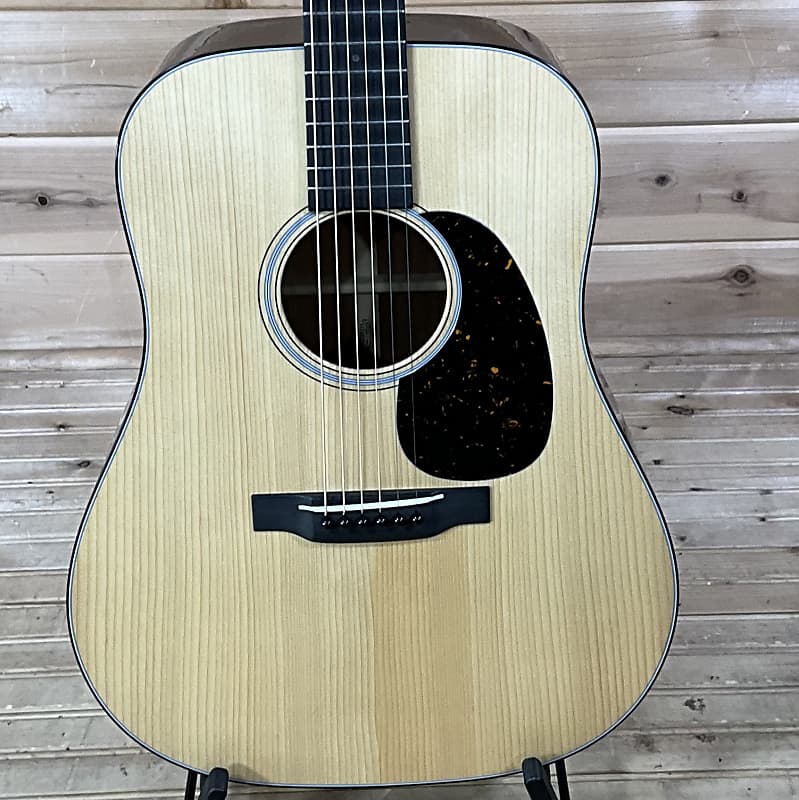 Martin D-18 Acoustic Guitar - Natural