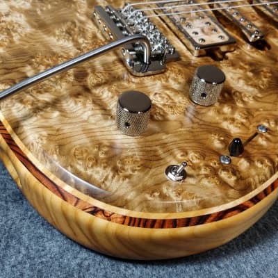 Immagine Barlow Guitars Falcon 2018 Golden Camphor - 4